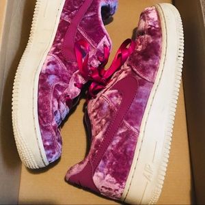 Air Force 1 Low Crushed Velvet